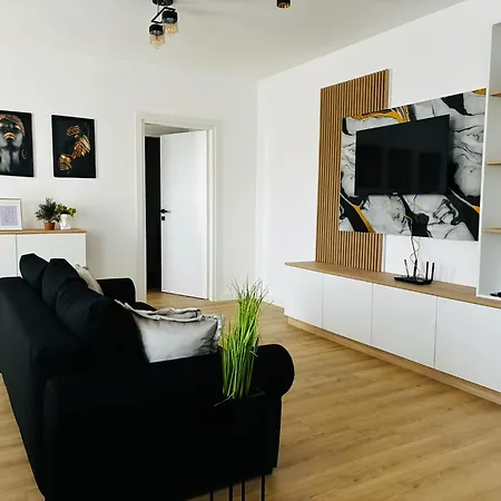 Roka 5 Apartment