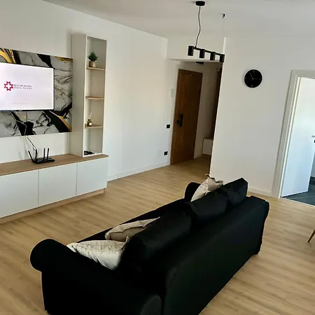 Roka 5 Apartman
