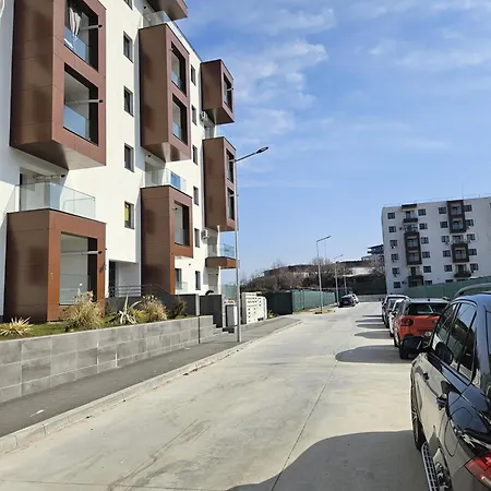Apartamento Roka 5 *