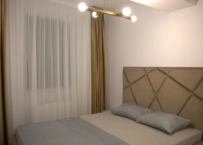 Roka 5 Apartment *
